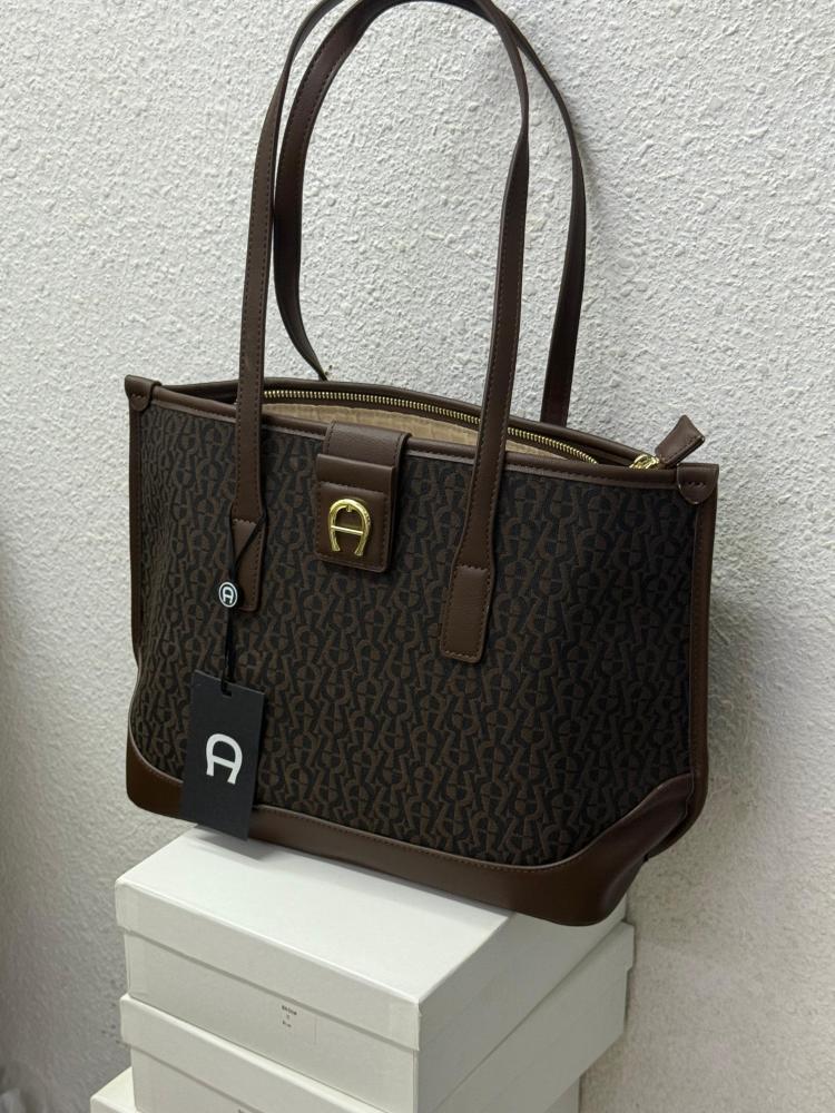 حقيبة اجنر AIGNER  كوفي كوفي