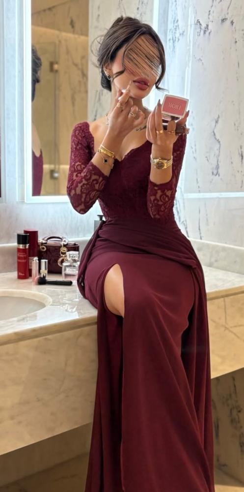 فستان سهره عنابي