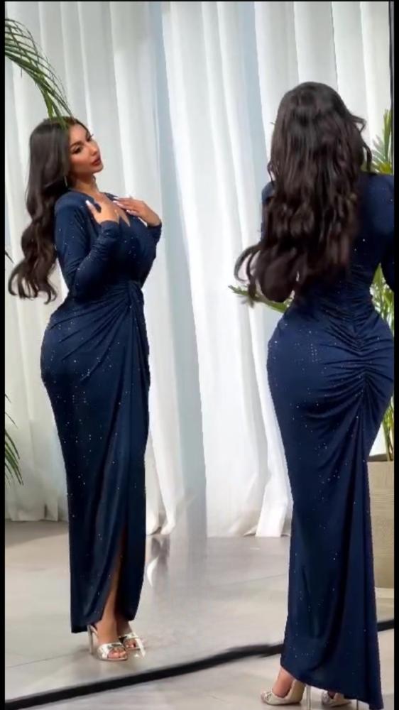 فستان ناعم طويل