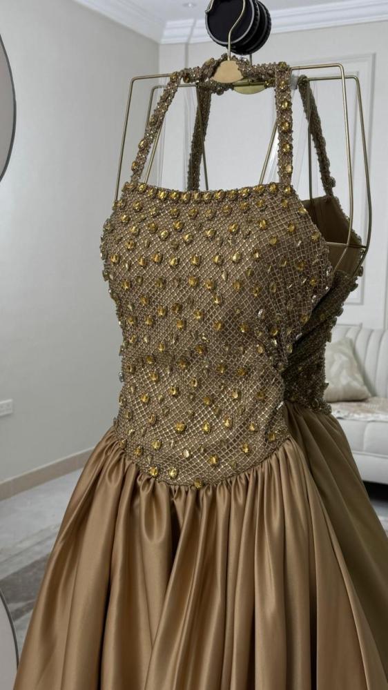 فستان  سهره  ذهبي فخم