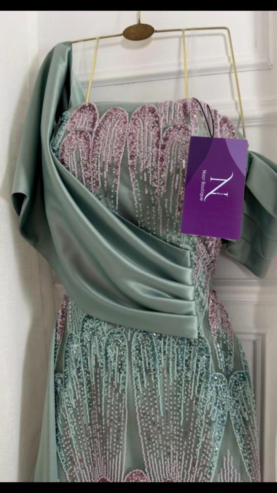 فستان سهره اخضر تفاحي