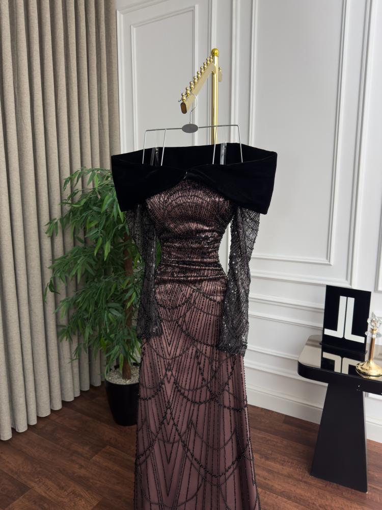 فستان ورد خرز فخم