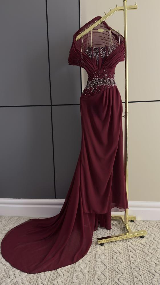 فستان سهره عنابي