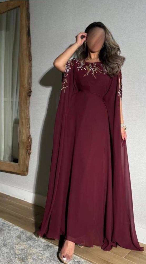 فستان عنابي فخم