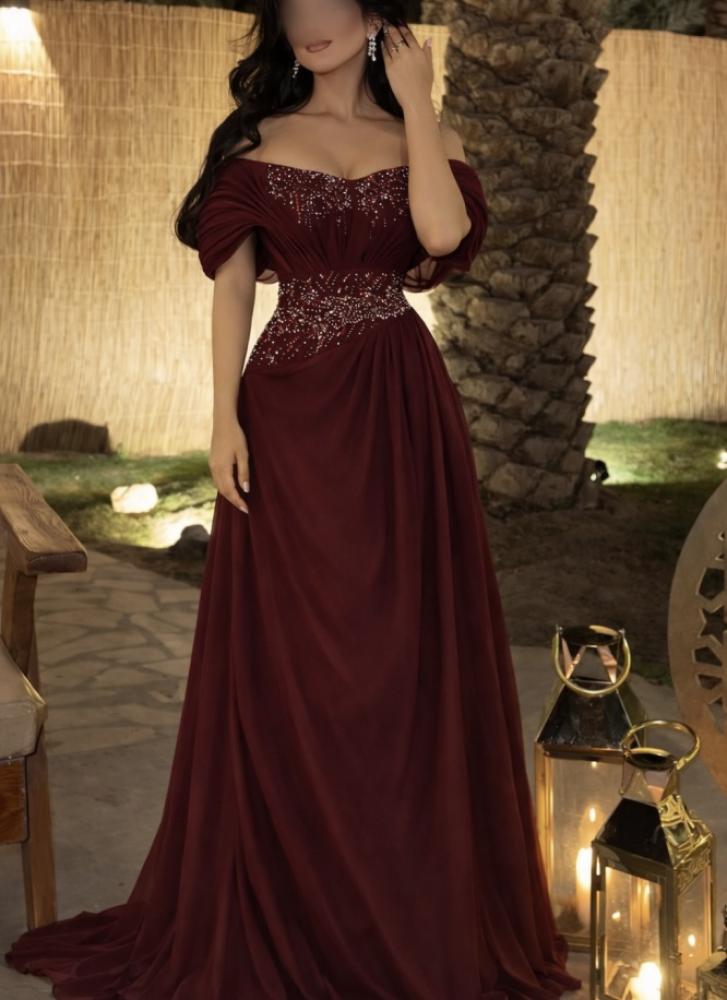 فستان سهره عنابي