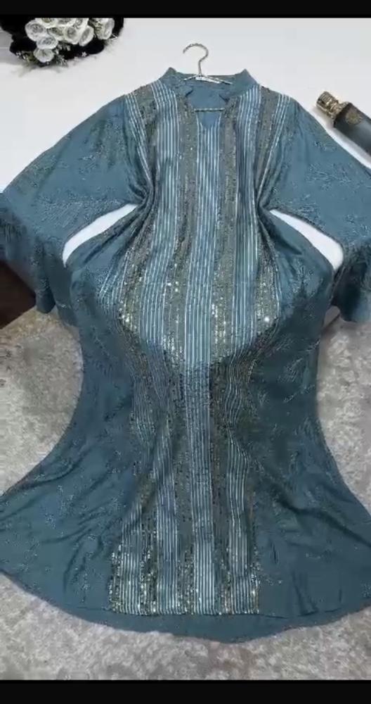 جلابيه راقيه بتفاصيل انيقه