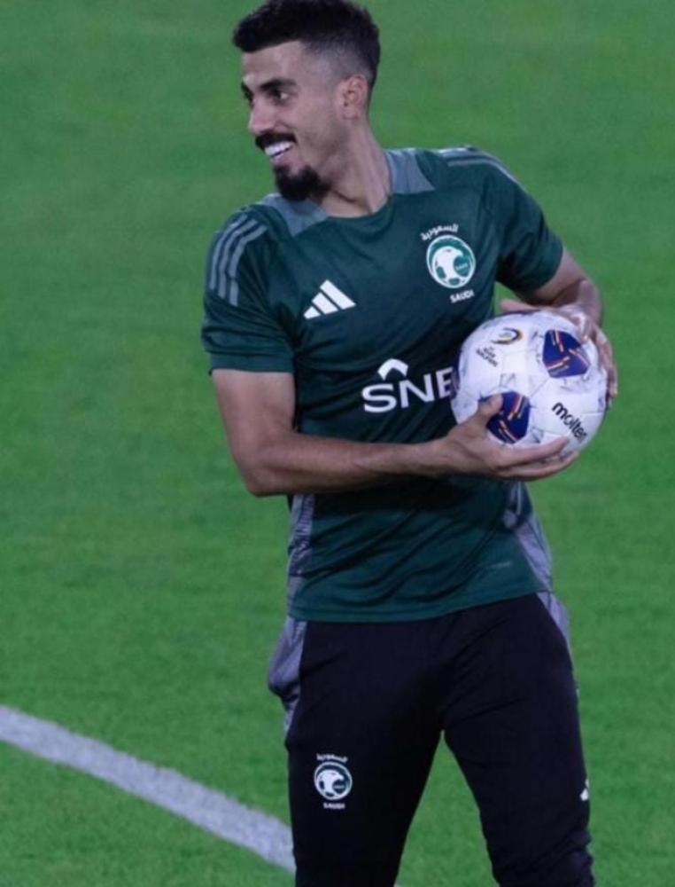 طقم تمرين المنتخب مع شورت 2025