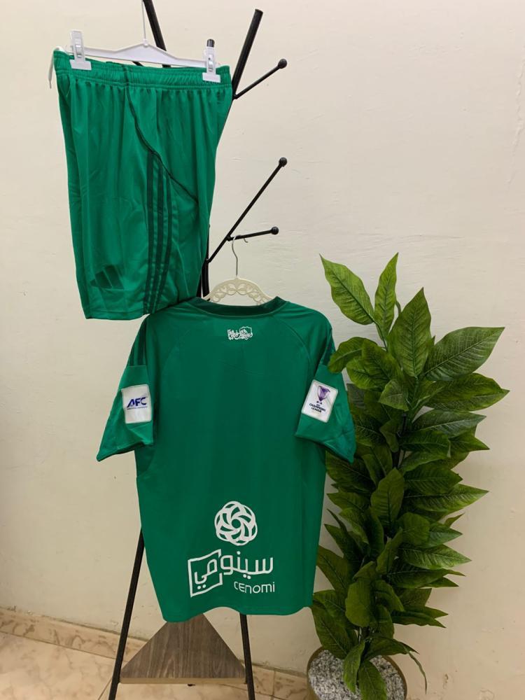طقم الأهلي بالشعار الجديد الوان الاخضر الأساسي مقاس رجالي ولادي اطفال