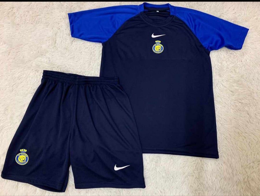طقم النصر تمرين 2023-2024