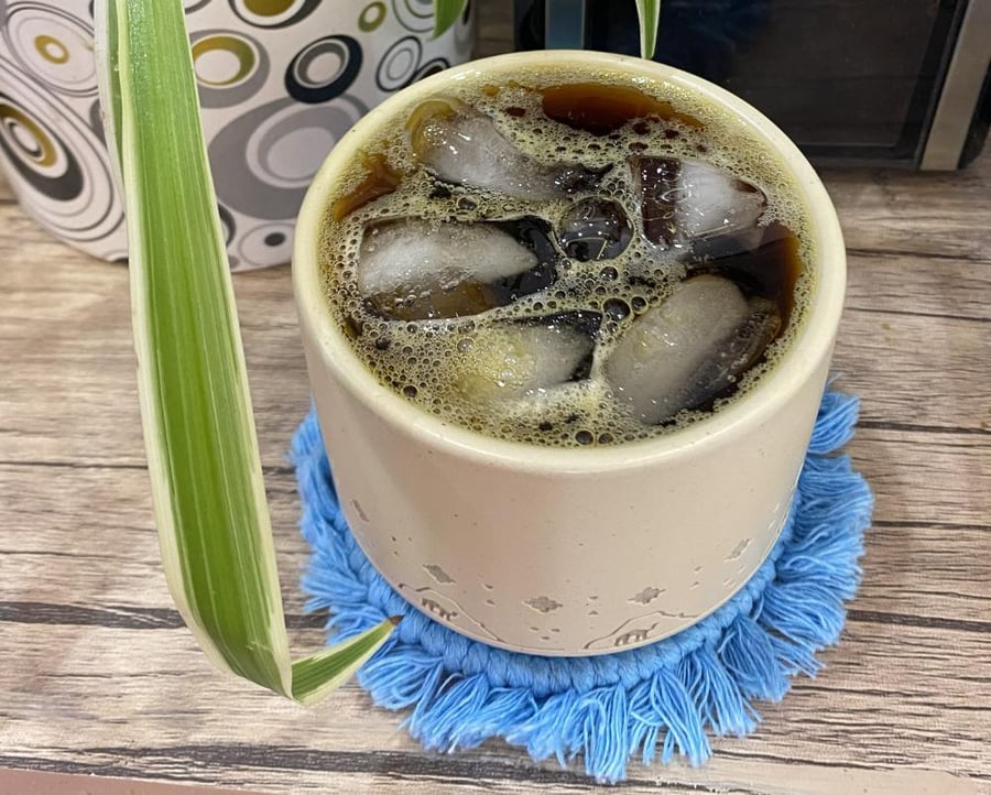 قاعدة اكواب مكرمية