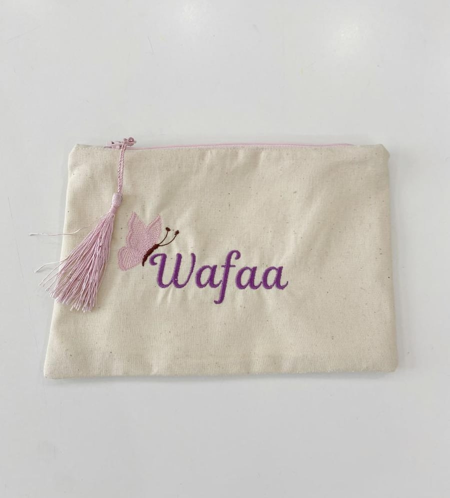 (مقلمية) محفظة قماشية حجمها 14*22 cm