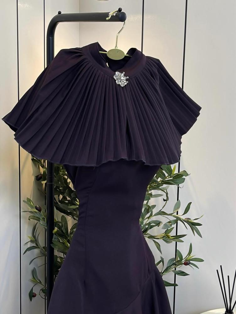 Long evening dress, elegant color, Barbie fabric