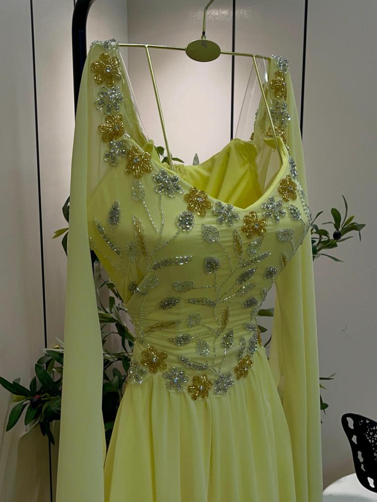 Elegant long evening dress made of chiffon georgette with Barbie style