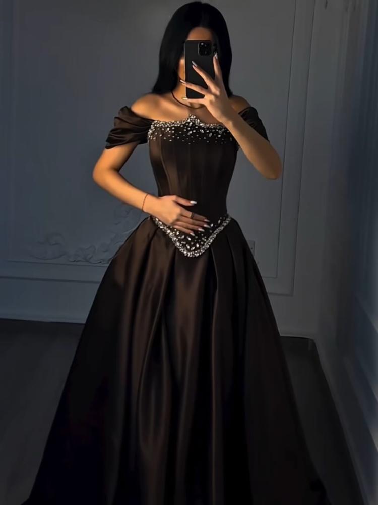 Elegant long evening dress made of Mikado fabric