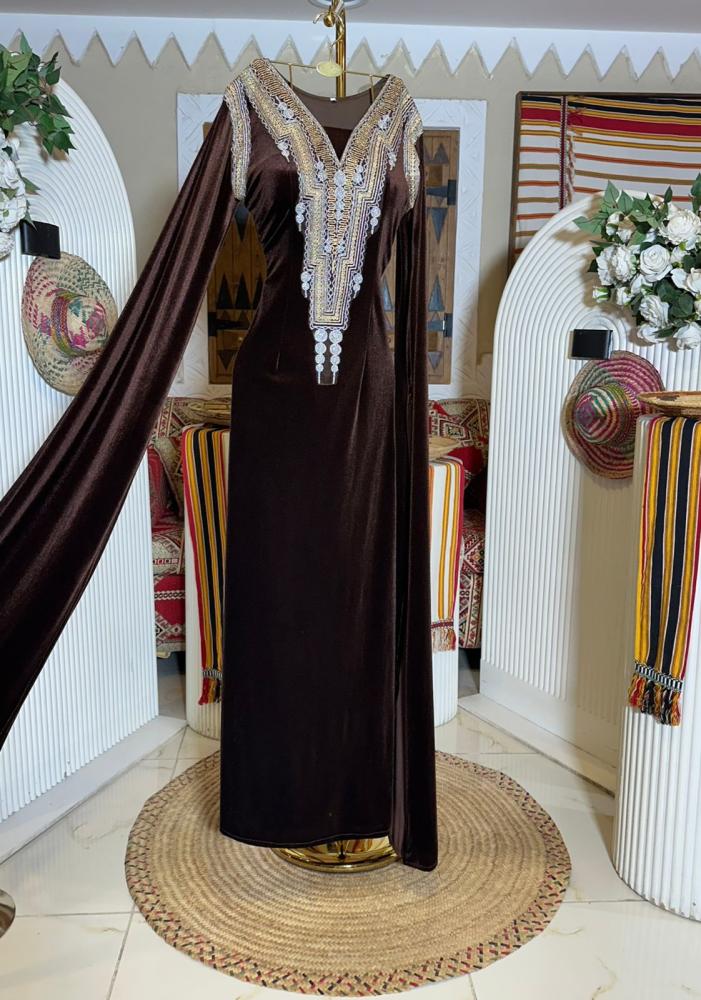 Dresses for Founding Day, elegant long dress, velvet fabric + hand embroidery Asiri