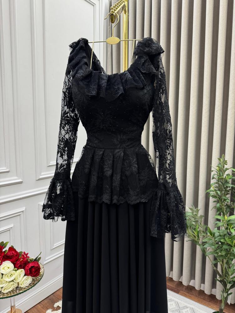 Evening dress black color elegant sophisticated fabric lace on chiffon
