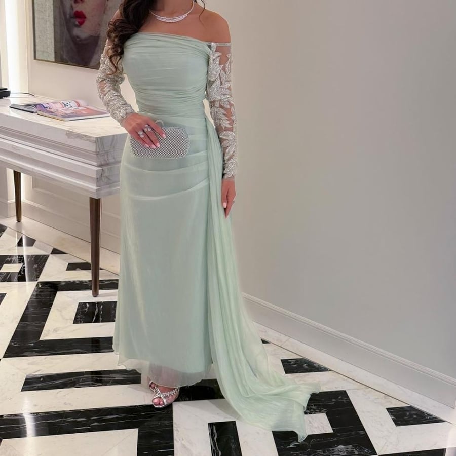 Elegant evening dress, material: Chanton