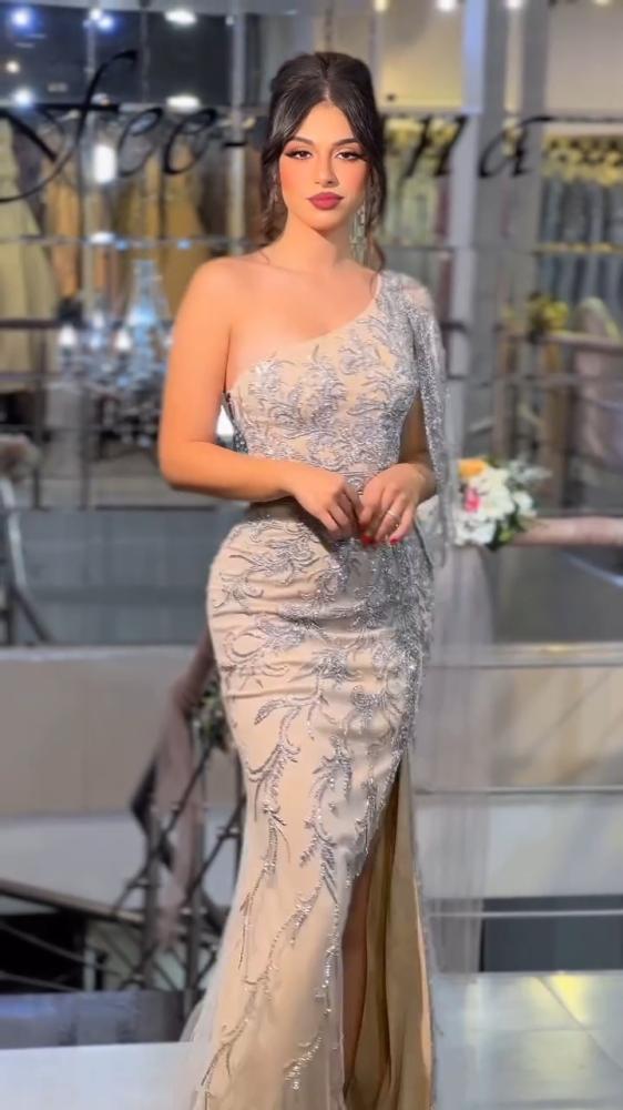 Elegant evening dress, luxurious fabric