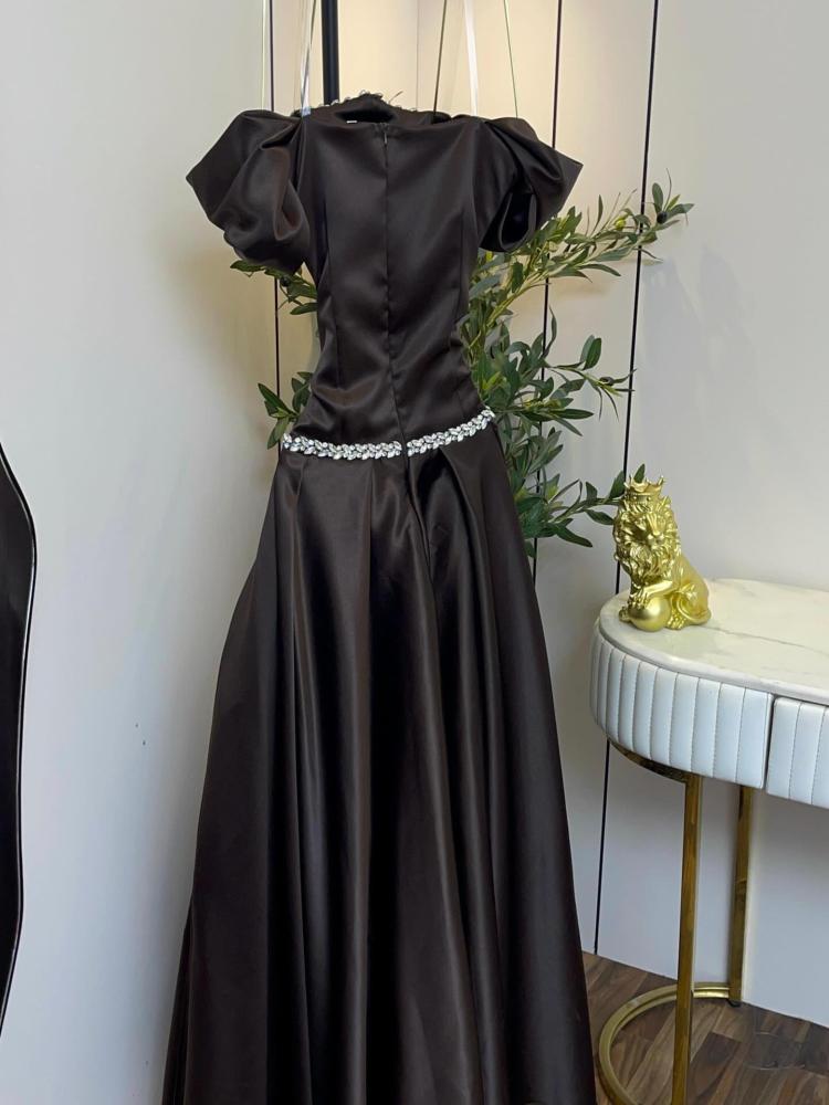 Elegant long evening dress made of Mikado fabric