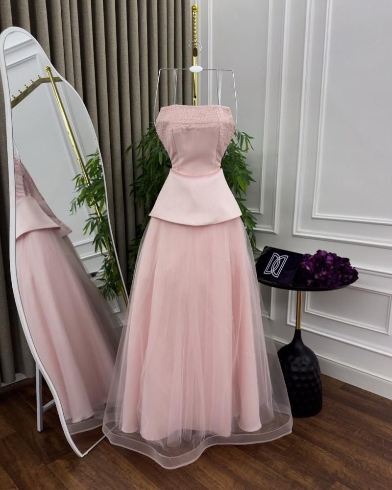 Evening dress, elegant and classy color, fabric tulle + mikado + exquisite hand embroidery