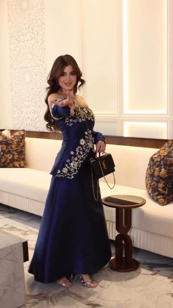 فستان ميكادو تطريز يدوي