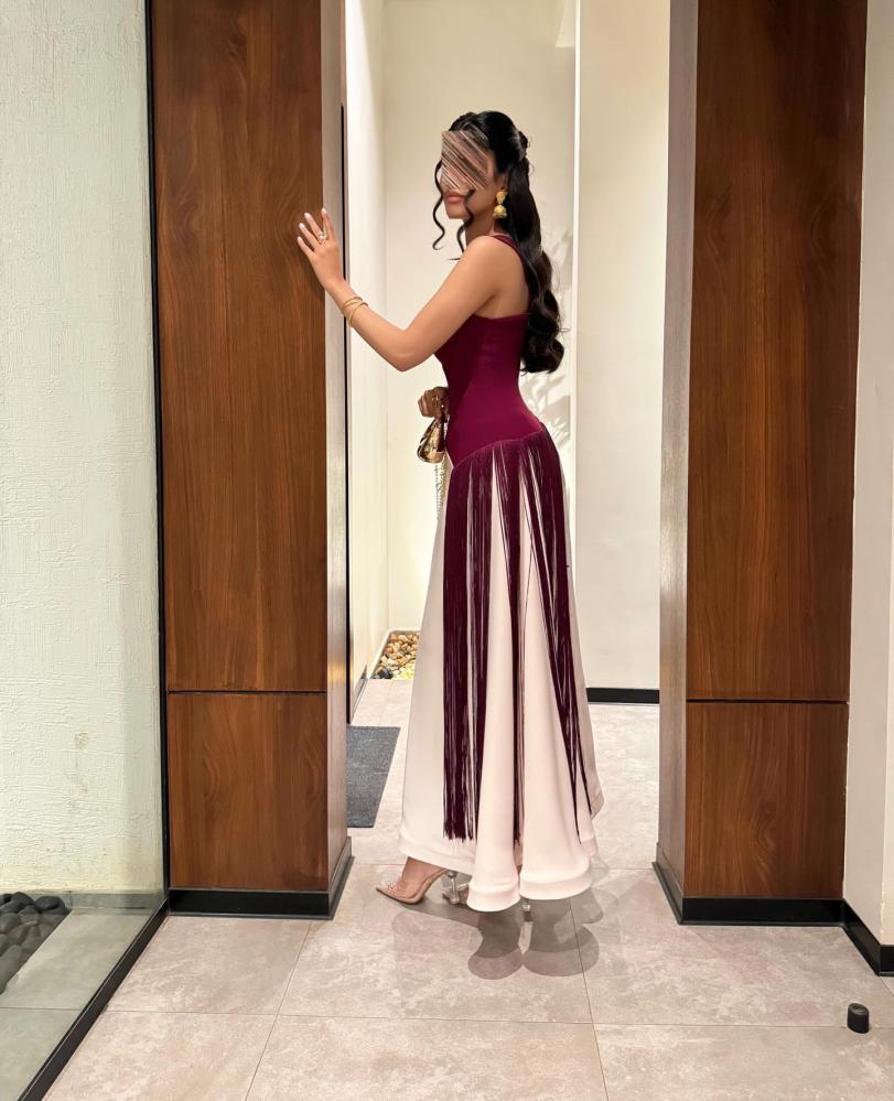 Elegant long evening dress, high-quality fabric