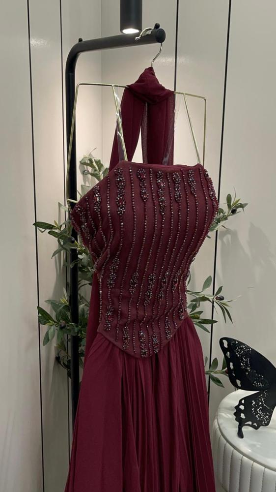 Elegant long evening dress, georgette fabric, Barbie bust, with exquisite hand embroidery