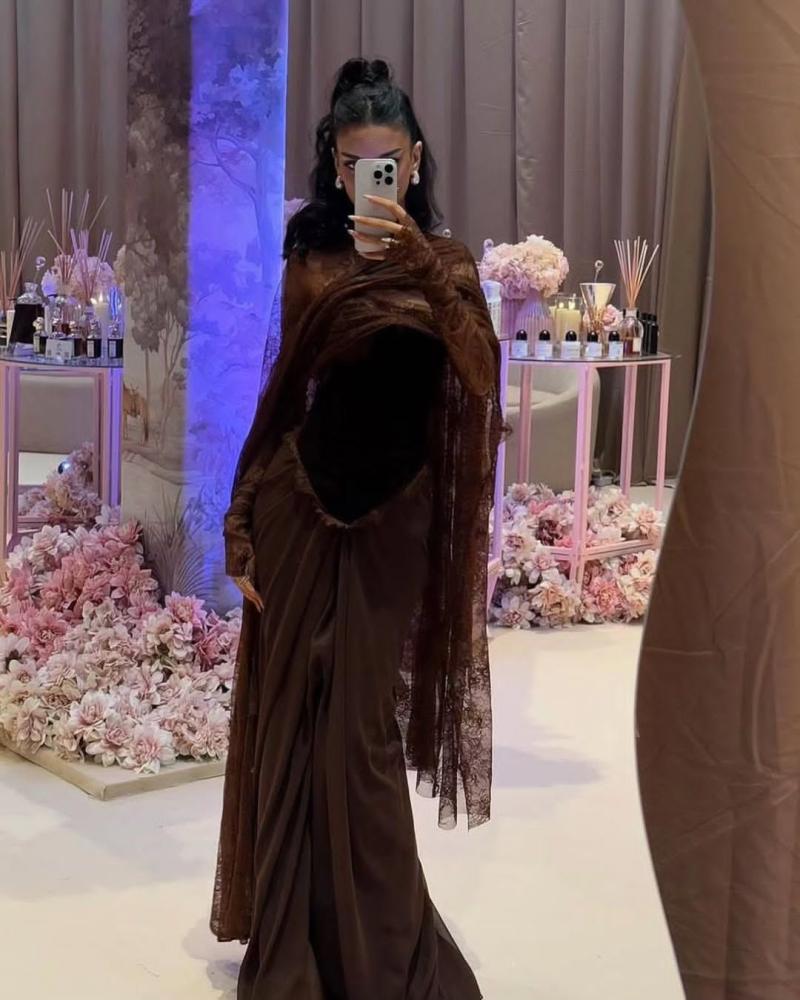 Winter dress for evening, elegant color, velvet fabric + lace