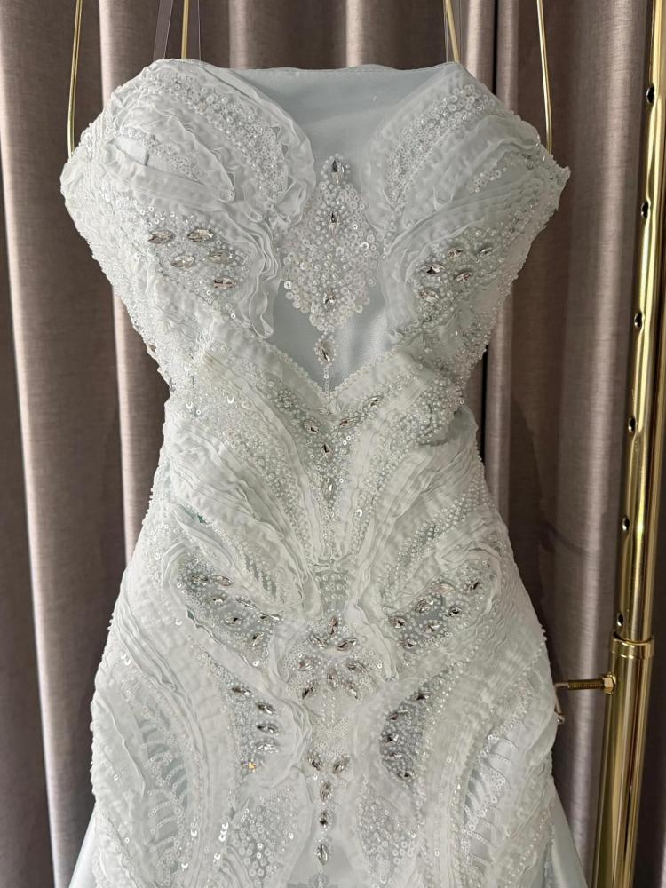 Elegant long evening dress, elegant fabric