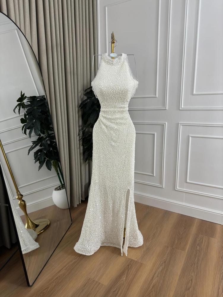 Elegant evening dress, stylish color, sequin fabric