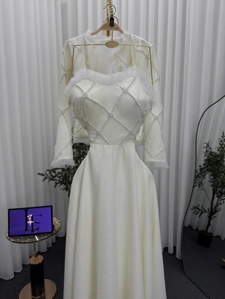 Elegant dress, attractive color, Barbie fabric