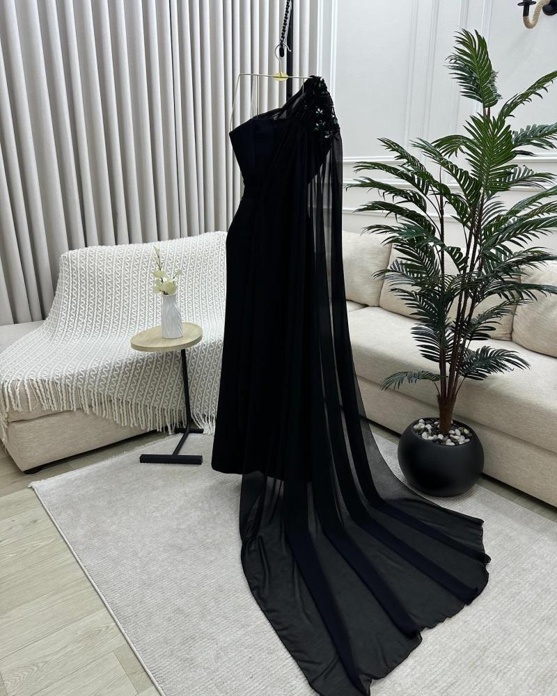 Eid dress, elegant evening, crepe stretch fabric, with sophisticated hand embroidery