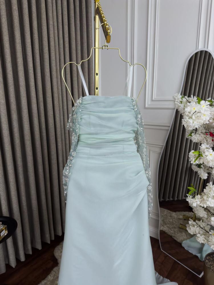 Elegant evening dress, material: Chanton