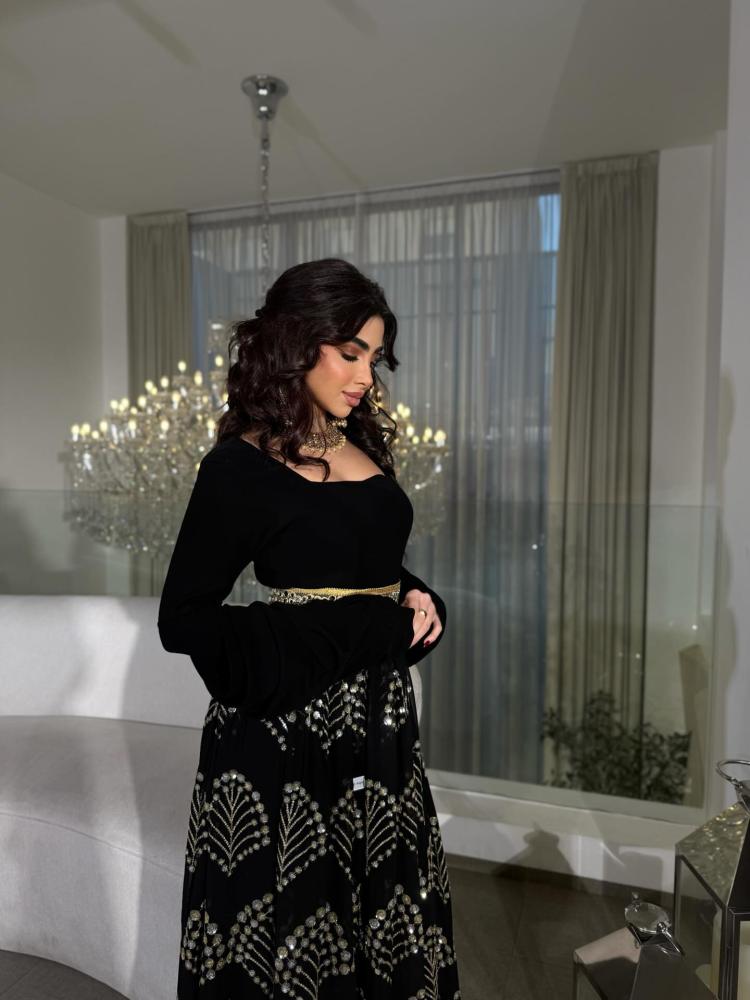 جلابيه رمضان ساتره طويله خامه جورجيت عل تطريز يدوي
