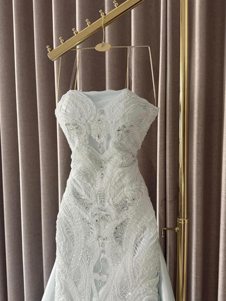 Elegant long evening dress, elegant fabric