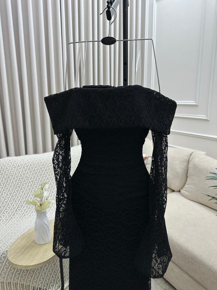 Our new arrival, an elegant evening dress, Barbie fabric with lace.
