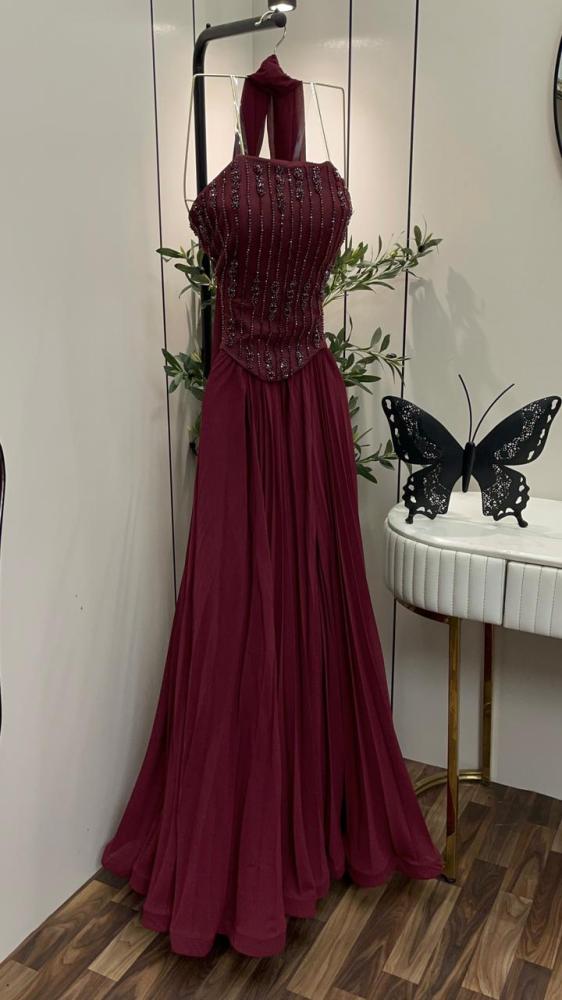 Elegant long evening dress, georgette fabric, Barbie bust, with exquisite hand embroidery