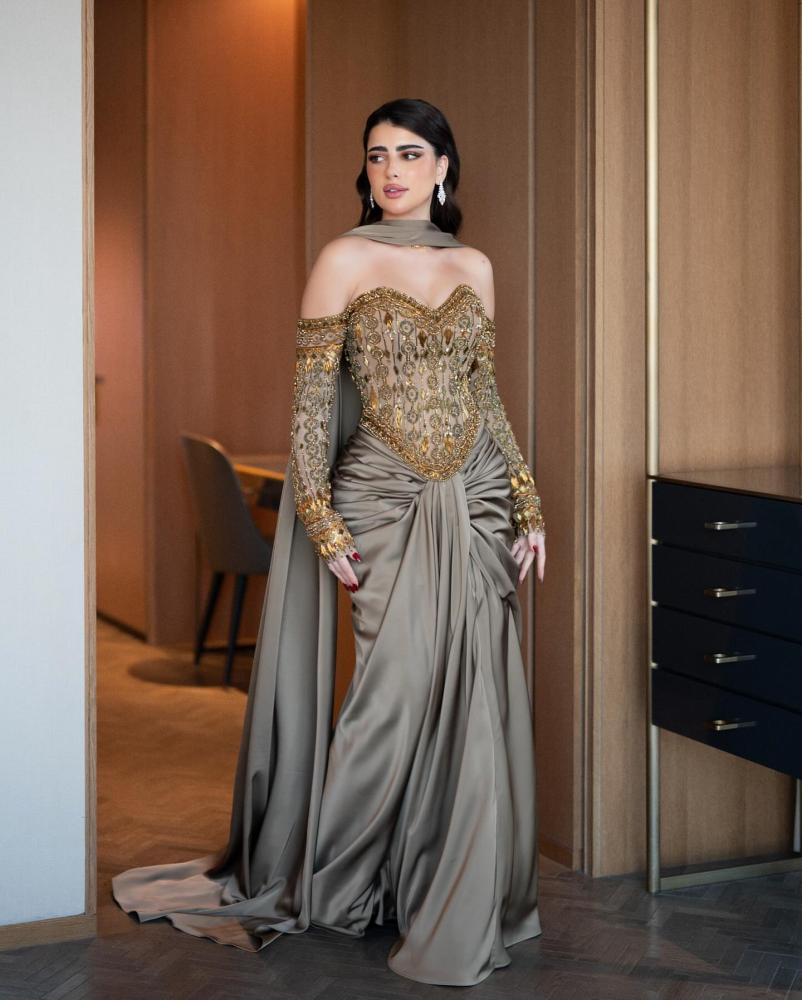 Elegant evening dress color sophisticated fabric