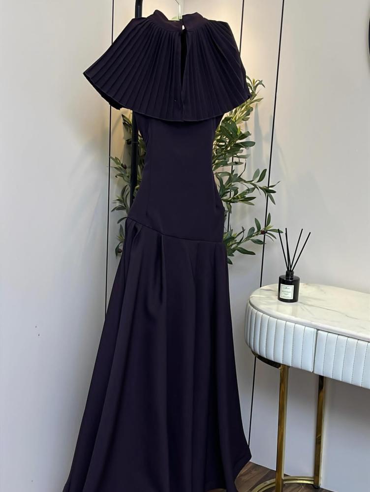 Long evening dress, elegant color, Barbie fabric