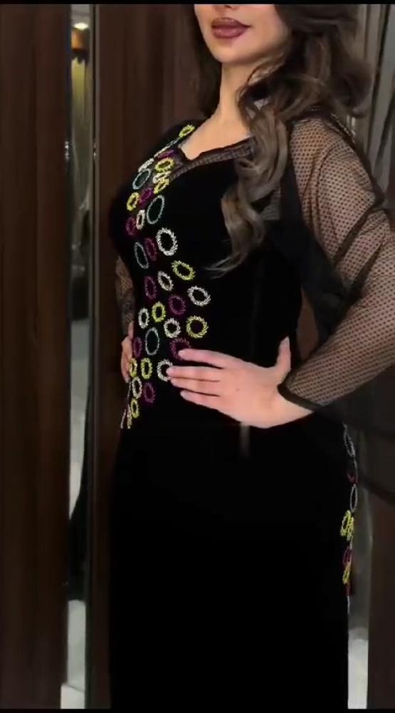 Evening dress black elegant color: crepe stretch fabric