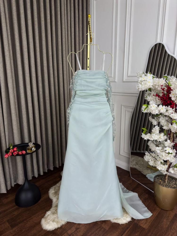 Elegant evening dress, material: Chanton