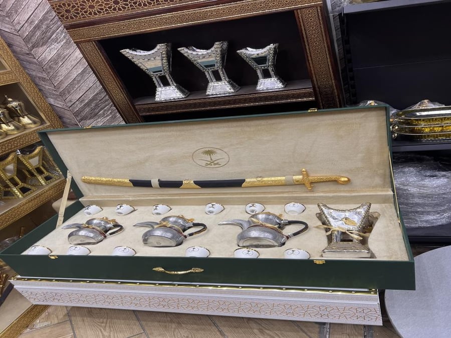 بوكس اهداء ملكي