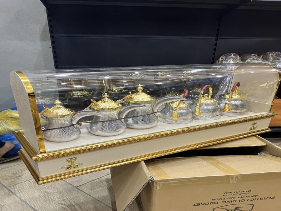 Royal gift box special offer