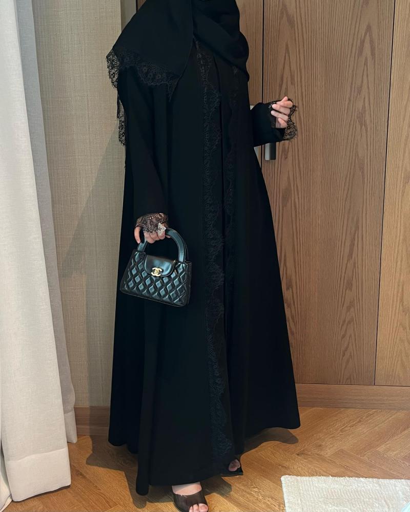 عباية "لوسي"