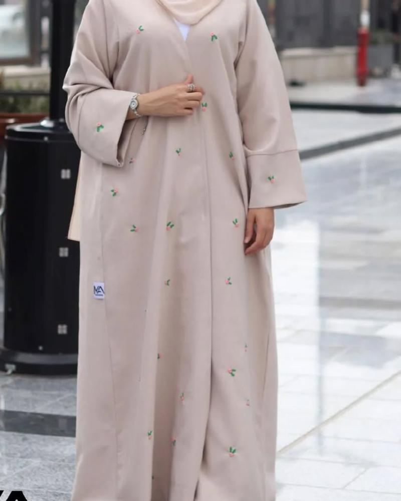 عبايات ملونه
