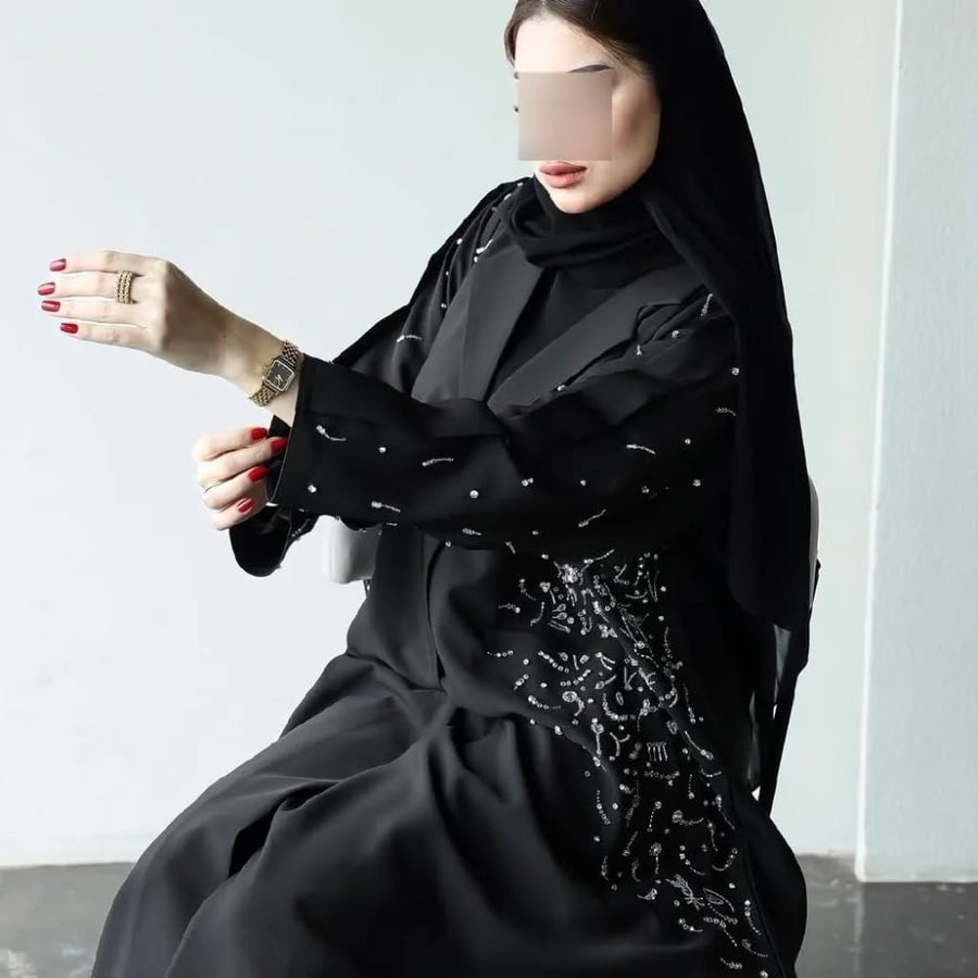 عبايات العنقاء