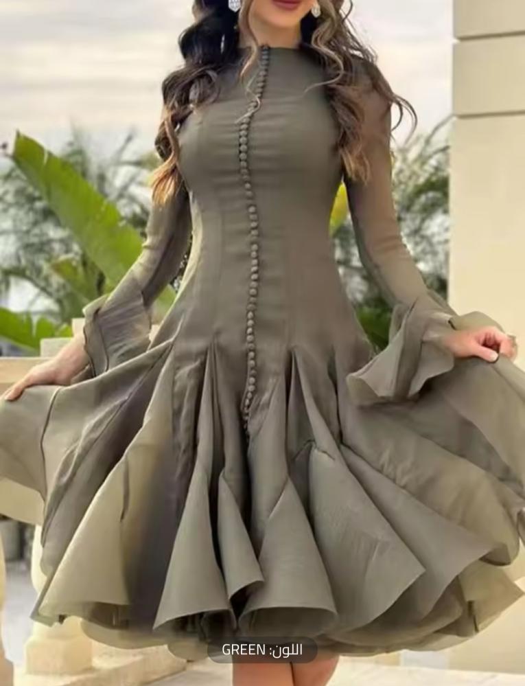 فستان نسائي انيق بأكمام طويلة