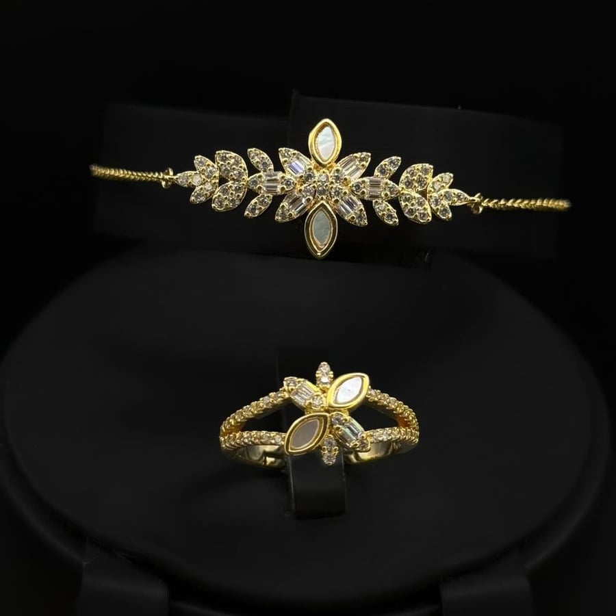 طقم اكسسوارات ناعم زركون دقة ألماس لون ذهبي بتصميم أنيق 5 قطع بإصدار خاص وضمان على اللون