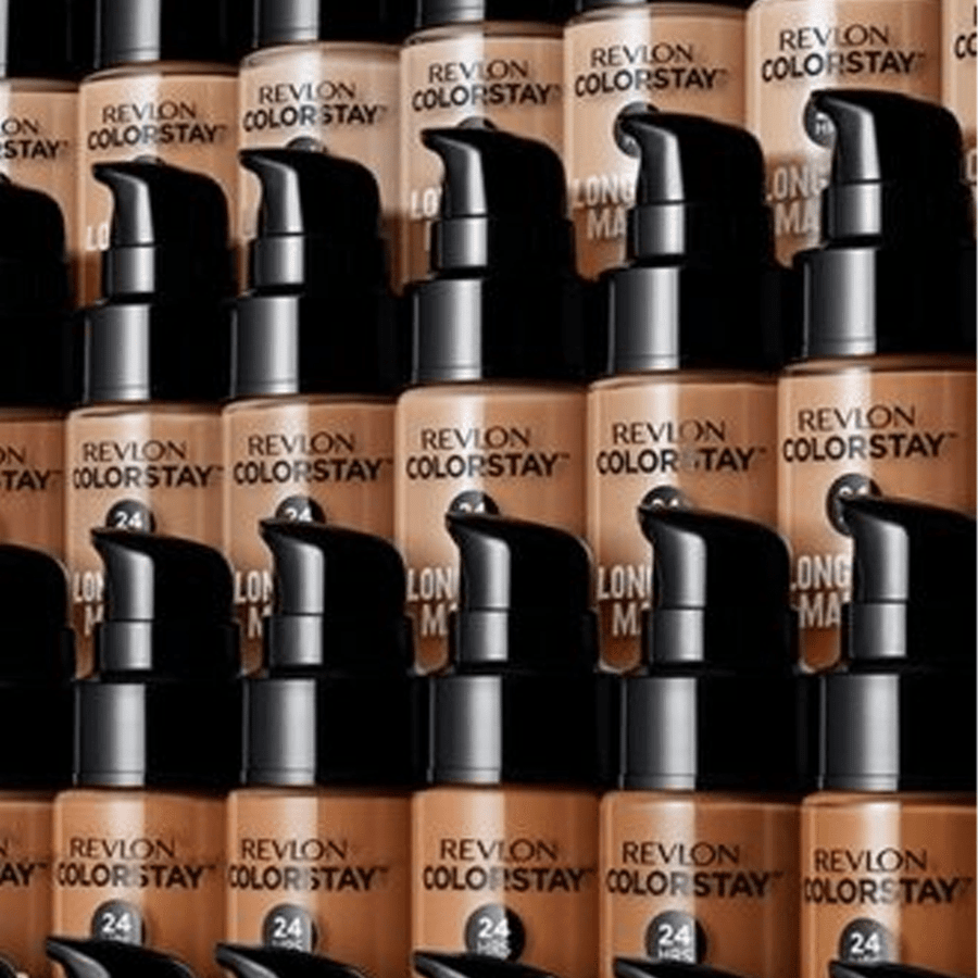 كريم اساس كولور ستاي للبشرة المختلطة والدهنية بمعامل حماية 15 من ريفلون - 30مل - Natural Ochre 290