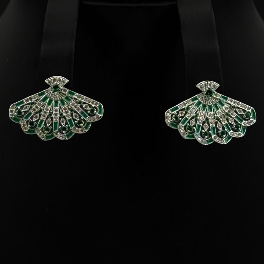 طقم اكسسوارات ناعم تصميم الصدف مع زركون دقة ألماس لون فضي 3 قطع بإصدار خاص وضمان على اللون